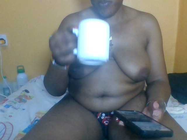 Prettyblackgal's BongaCams show and profile