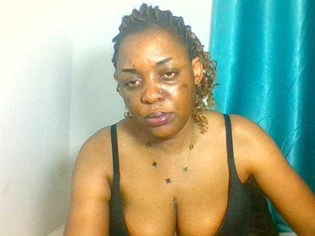 Prettyblackgal