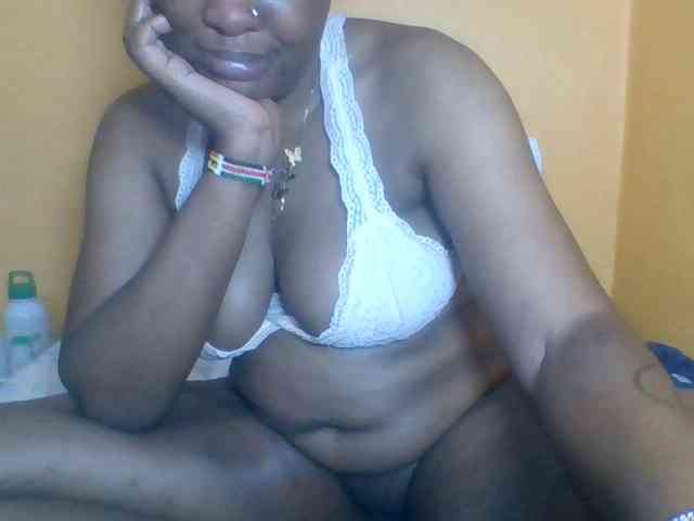 Prettyblackgal webcam