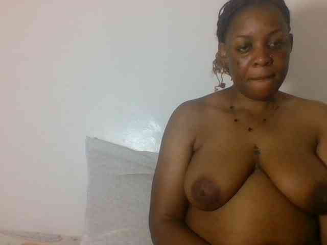 Prettyblackgal webcam
