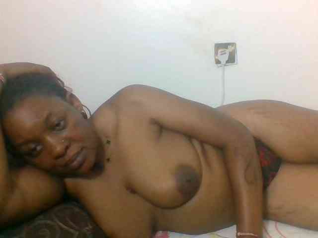 Prettyblackgal webcam