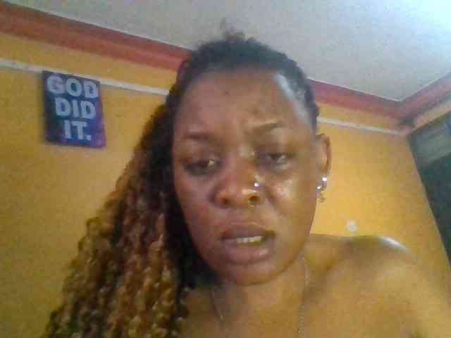 Prettyblackgal webcam