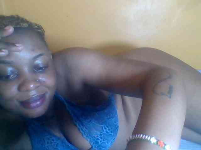 Prettyblackgal webcam