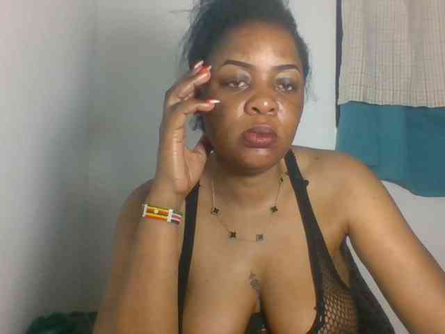Prettyblackgal