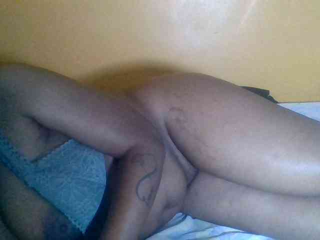 Prettyblackgal webcam