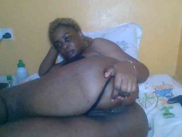 Prettyblackgal webcam
