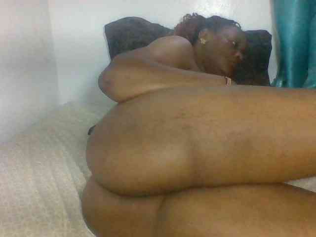 Prettyblackgal webcam