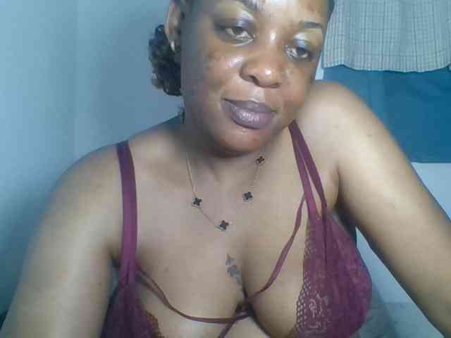 Prettyblackgal