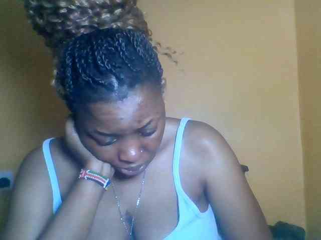 Prettyblackgal webcam