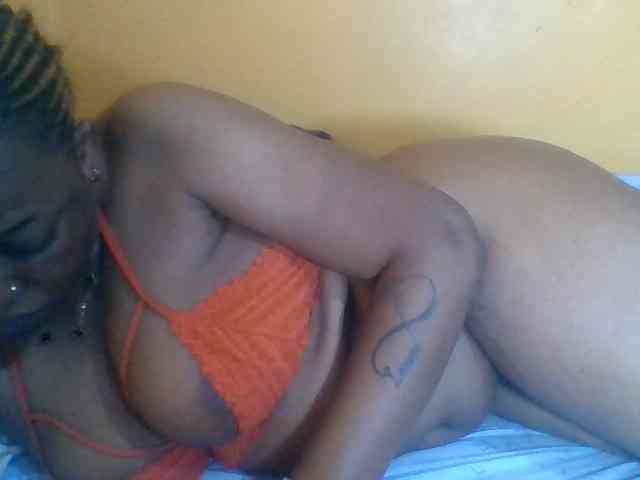 Prettyblackgal webcam