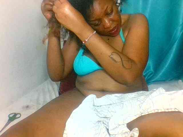 Prettyblackgal