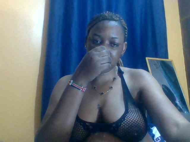 Prettyblackgal webcam