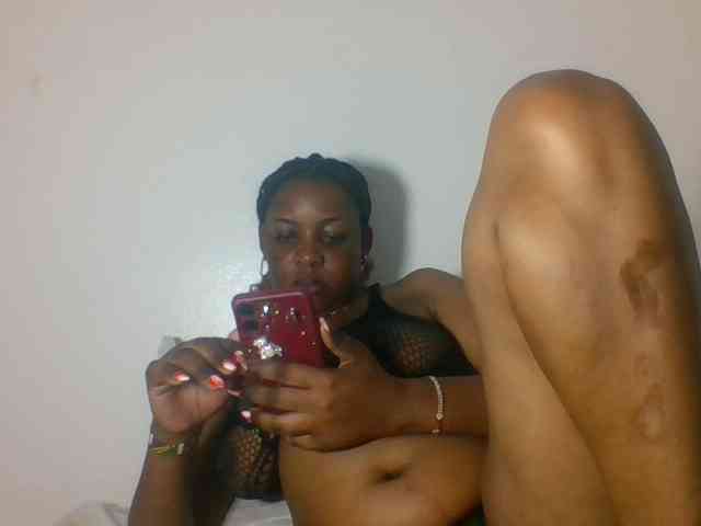 Prettyblackgal webcam