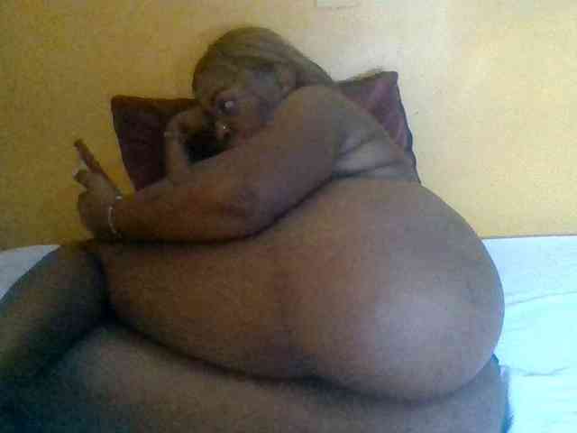 Prettyblackgal webcam