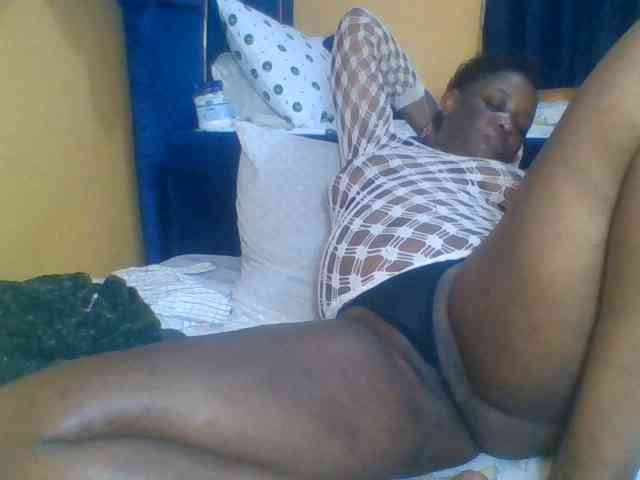 Prettyblackgal webcam