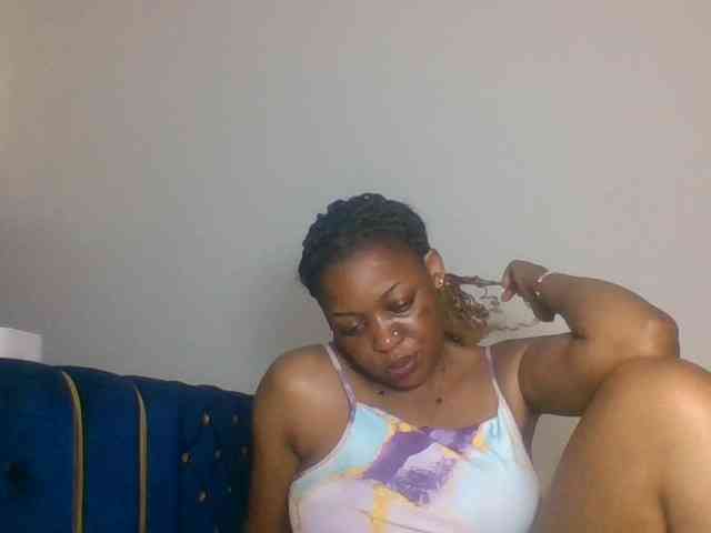 Prettyblackgal webcam