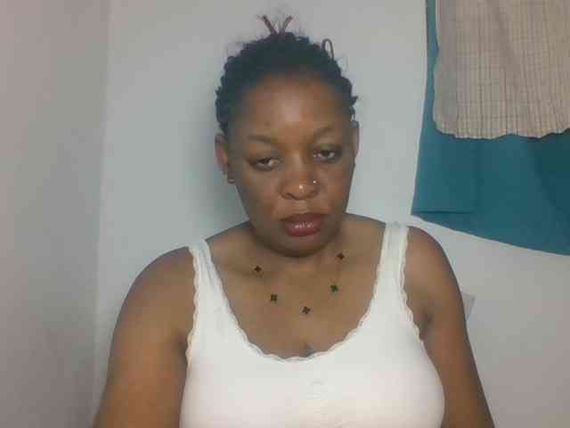 Prettyblackgal