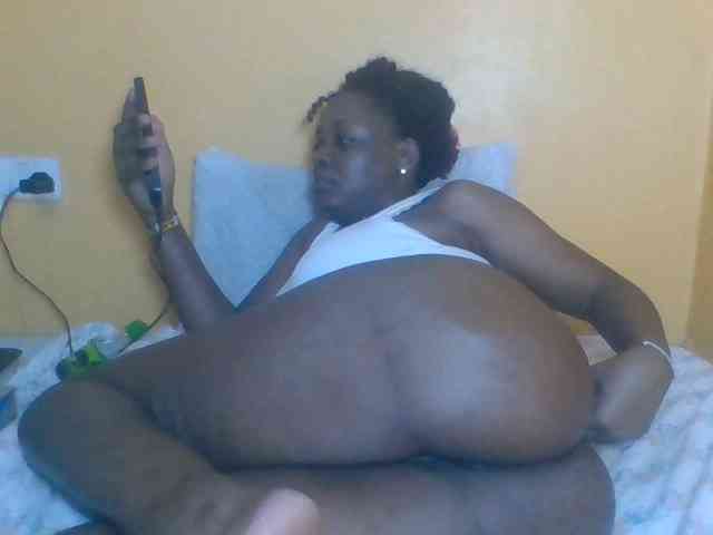 Modelo: Prettyblackgal