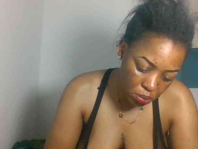 Prettyblackgal
