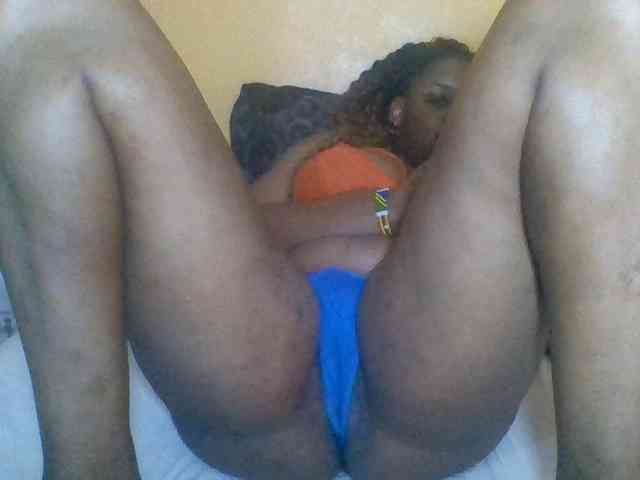 Prettyblackgal webcam