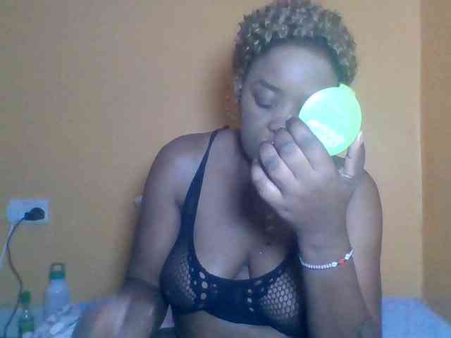 Prettyblackgal
