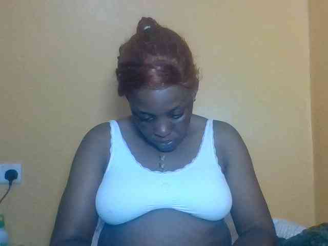 Prettyblackgal webcam
