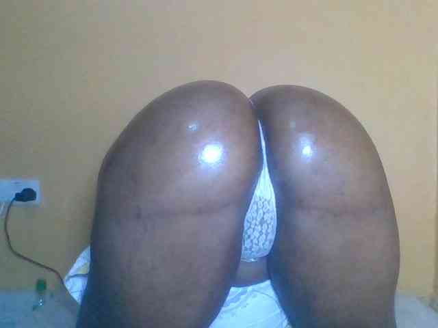 Prettyblackgal webcam