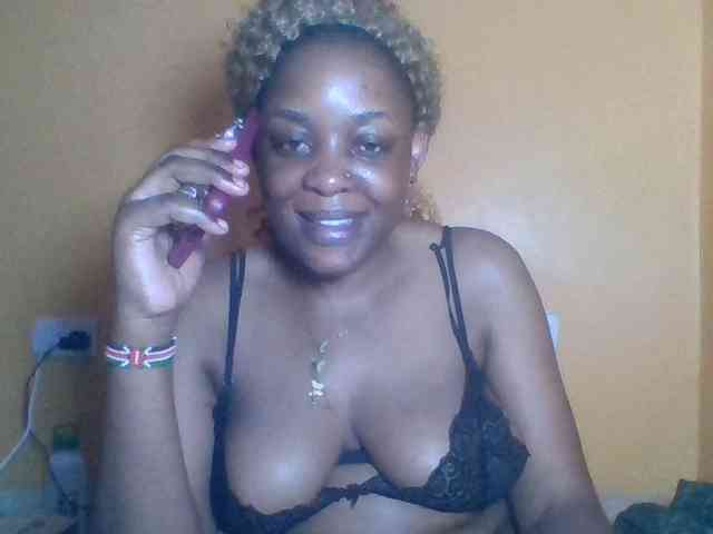 Prettyblackgal Live Webcam on BongaCams
