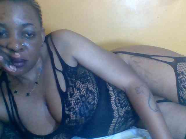 Prettyblackgal