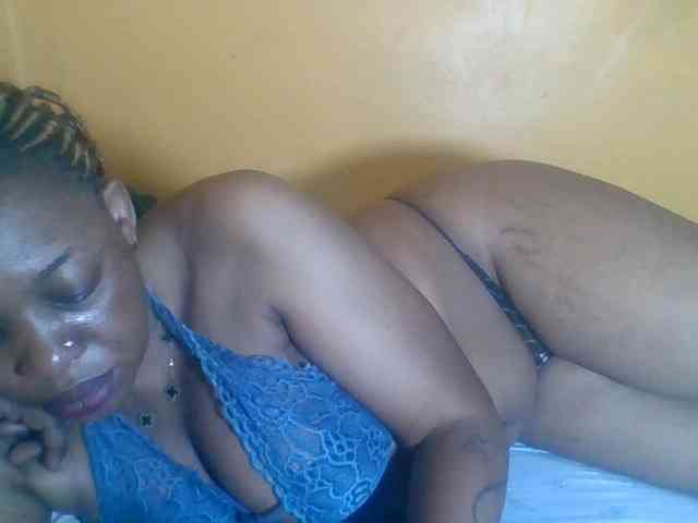 Prettyblackgal webcam