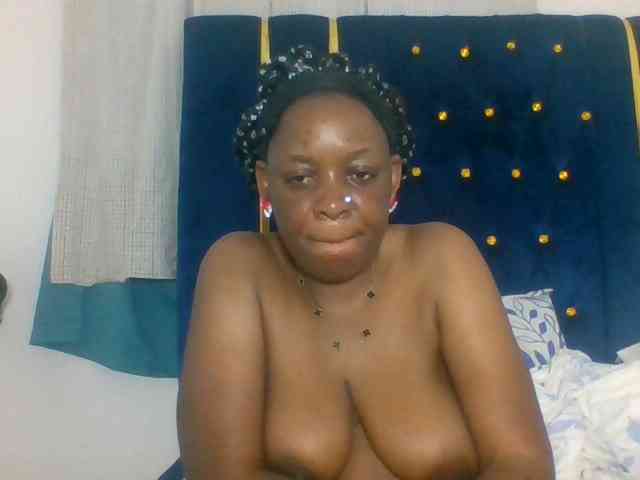Prettyblackgal Live Webcam on BongaCams