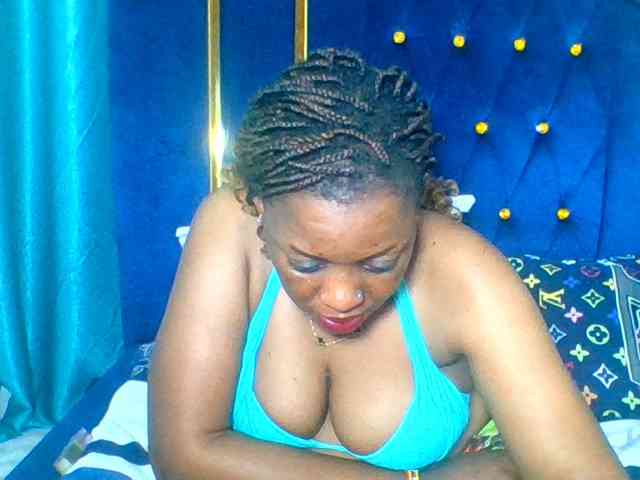 Prettyblackgal