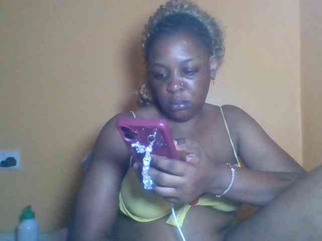 Prettyblackgal webcam