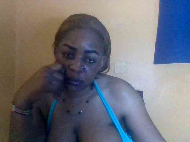 Prettyblackgal webcam