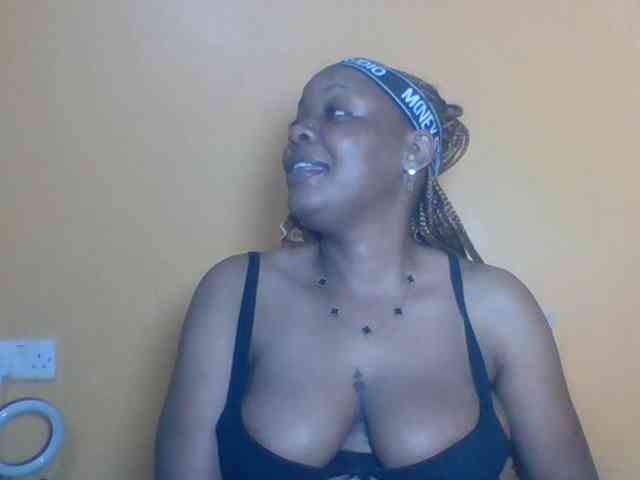 Prettyblackgal