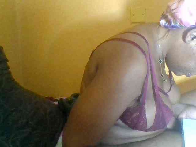 Prettyblackgal
