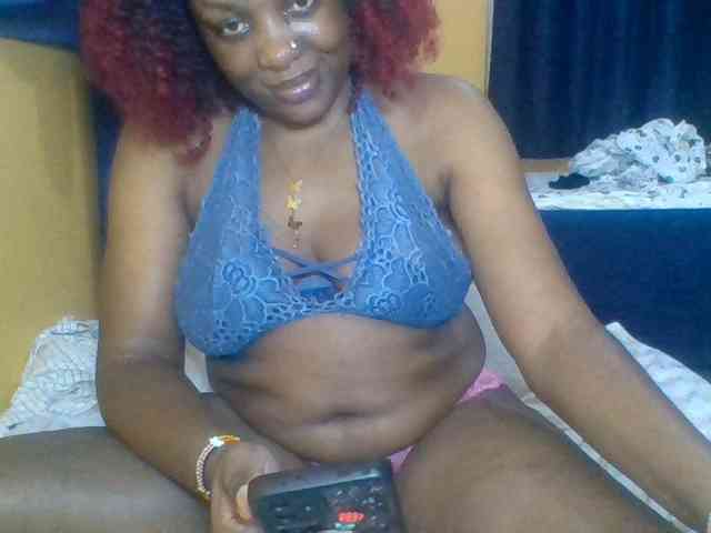 Prettyblackgal webcam