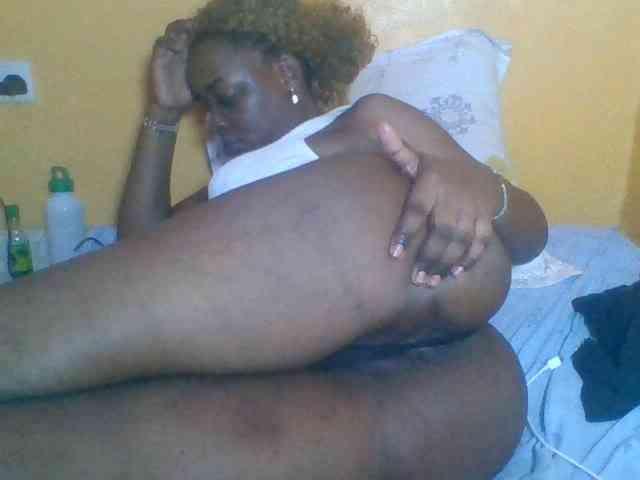 Prettyblackgal webcam