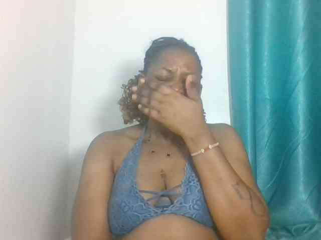 Prettyblackgal