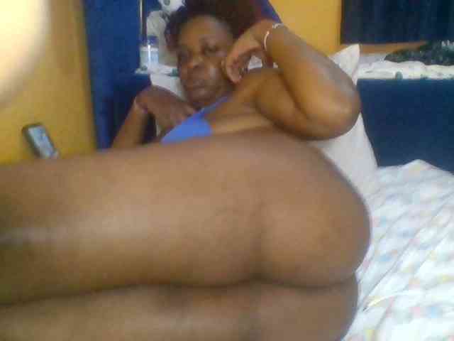 Prettyblackgal webcam