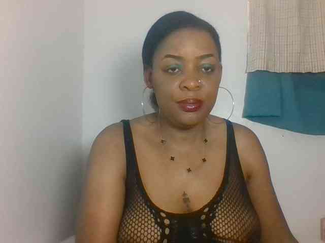 Prettyblackgal