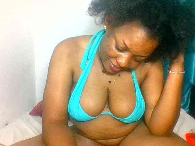 Prettyblackgal