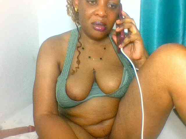 Prettyblackgal