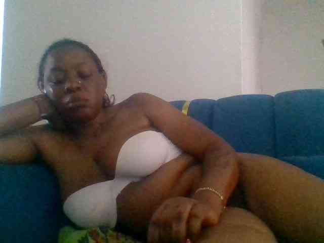 Prettyblackgal webcam