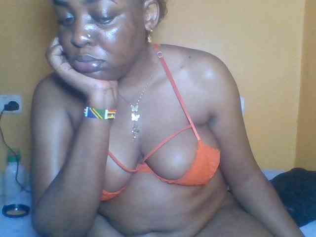 Prettyblackgal webcam