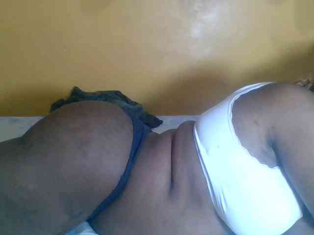 Prettyblackgal webcam