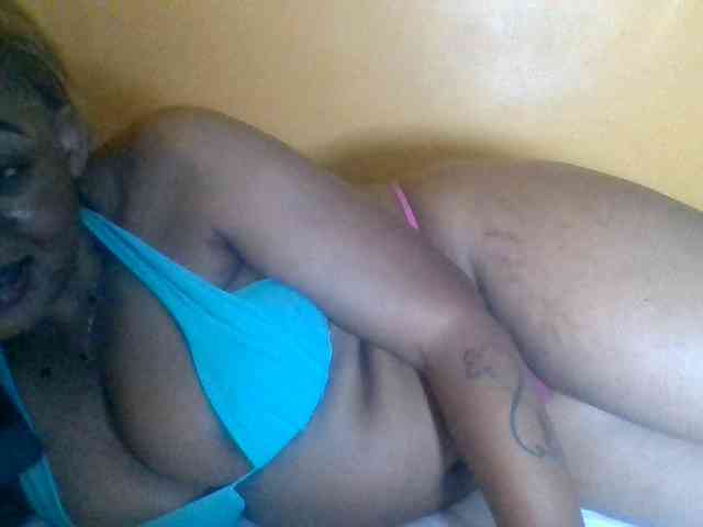 Prettyblackgal webcam