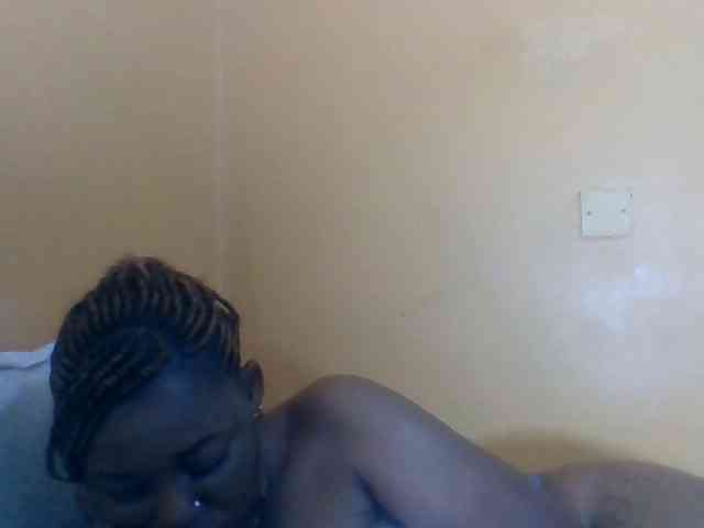 Prettyblackgal webcam