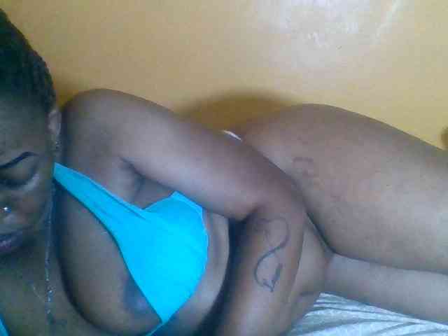Prettyblackgal webcam