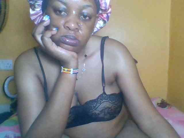 Prettyblackgal webcam